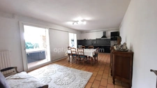 SAINT MITRE LES REMPARTS (13) : Maison 190m², 7 pièces, terrain 700m²