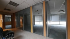 Marignane : vente murs libres - locaux à usage de bureaux, entrepôt, commerciaux.