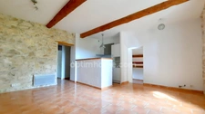 Coudoux : T4 traversant 83m², pierres apparentes, pas de vis-à-vis