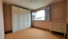 Marignane Colline (13700) : Maison 8 Pièces, 5 chambres, avec Piscine et Grand Garage
