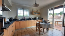 SAINT MITRE LES REMPARTS (13) : Maison 190m², 7 pièces, terrain 700m²