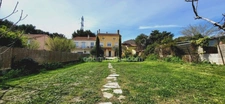 MARTIGUES (13) : à vendre Maison 4 chambres et bureau, 2 appartements T3 et T4, garage sur terrain 859m²