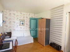 Vaste maison 220 m2 avec beau terrain