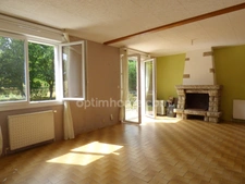 Maison 4/5 chambres et beau terrain de 1 900 m2