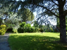 Maison 4 chambres, sous-sol et magnifique jardin