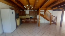 Maison à vendre 5 chambres, dépendances et grand terrain