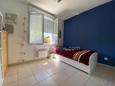 LOCATION : Maison T4 meublée en résidence sécurisée avec piscine