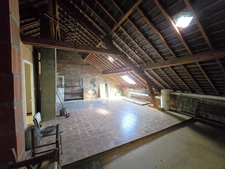 HIRSON (02) - 🏡 Vente maison avec 2 chambres 🛏️🛏️, grenier aménageable, terrasse et terrain ☘️