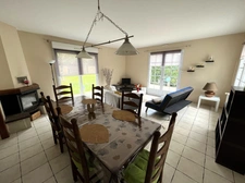 MAISON de plain-pied de 126m2 sur 806m2 de terrain clos