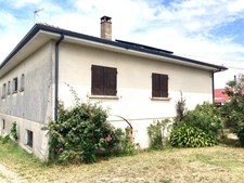 Grande Maison 3 chambres 3 sde/sdb édifiée sur sous-sol complet aménageable