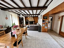 Maison de village de plain-pied 130m2 avec dépendances sur 655m2