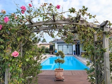Maison à vendre avec piscine, 6 pièces, MIOS (33) proche MARCHEPRIME