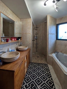 Maison à vendre avec piscine, 6 pièces, MIOS (33) proche MARCHEPRIME