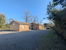 Domaine de 4950m2 avec deux maisons et dépendance MERIGNAC (33)