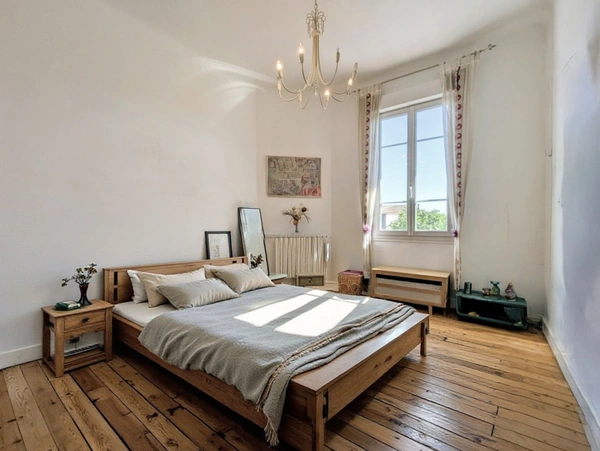 Maison à vendre 5 pièces, 4 chambres au calme à Bordeaux Caudéran.