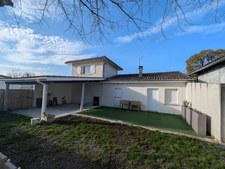 Estate of 4950m2 with two houses and outbuilding MERIGNAC (33)