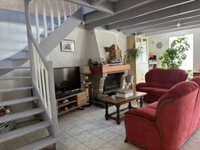 Maison en pierre avec garage sur terrain de 1 540 m²-4 chambres -Bains sur Oust