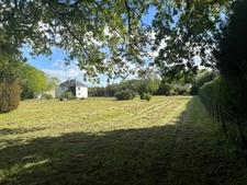 Maison familiale sur sous-sol avec grand terrain - SAINTE MARIE (35)