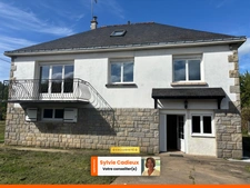 Maison familiale sur sous-sol avec grand terrain - SAINTE MARIE (35)