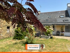 Maison en pierre lumineuse, 3 chambres + dépendance aménagée - garage – Secteur Bains-sur-Oust, à proximité de l’Île-aux-Pies