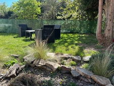 Maison en pierre avec garage sur terrain de 1 540 m²-4 chambres -Bains sur Oust