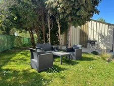 Maison en pierre avec garage sur terrain de 1 540 m²-4 chambres -Bains sur Oust