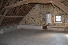 ? Authentique corps de ferme avec terrain de plus d’un hectare ?