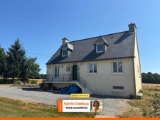 Exclusivité – Maison familiale 4 chambres au calme avec beau terrain et potentiel d’évolution - Bains sur Oust