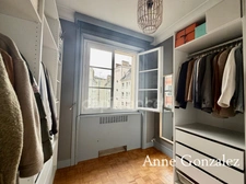 ORLEANS Coeur de ville entre la place du Martroi et la gare dans une rue calme et prisée, à vendre superbe appartement T4 avec cave privative,  grenier et jardin collectifs