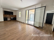 Orleans Centre, Dunois-Chateaudun district, superb 2-bedroom apartment (built in 2026) with terrace and secure parking space in a small, upscale residence