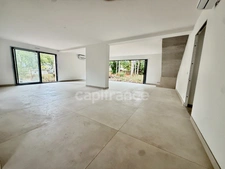 ORLEANS LA SOURCE, RARE à vendre Maison neuve, familiale et contemporaine T5 avec garage cave jardin de plus de 1200m2 