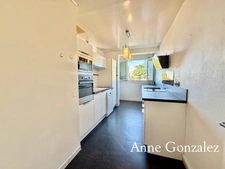 ORleANS COEUR DE VILLE, à vendre bel appartement T5 de 124 m2 vue Cathédrale et parc Pasteur avec balcon, cave et place de parling sécurisé