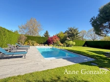 OLIVET SUD, à vendre superbe maison familiale de plus de 200 m2 avec maison d'amis et piscine chauffée dans un environnent calme et privilégié - 