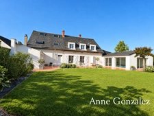 ORLEANS,  Rare Belle Maison de Caractère double réception, 6 chambres, jardin clos et arboré, garage et piscine intérieure
