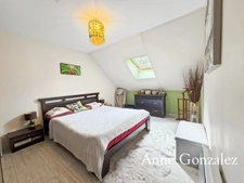 SAINT JEAN DE BRAYE, à vendre belle maison familiale de170 m2 avec jardin paysager clos dans un environnent calme et privilégié proche des toutes les commodités