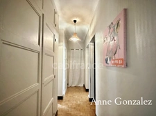 ORLEANS Coeur de ville entre la place du Martroi et la gare dans une rue calme et prisée, à vendre superbe appartement T4 avec cave privative,  grenier et jardin collectifs
