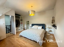 ORLEANS Coeur de ville entre la place du Martroi et la gare dans une rue calme et prisée, à vendre superbe appartement T4 avec cave privative,  grenier et jardin collectifs