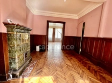 ORLEANS CITY CENTER and Banks of the Loire for sale beautiful TOWNHOUSE double reception, 5 bedrooms, wooden terrace on garden with garage