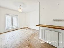 ORLEANS Coeur de ville entre bords de Loire et Halles Châtelet, à vendre superbe maison rénovée avec qualité : pièce de réception de 75 m2, cuisine ouverte récente, quatre chambres et terrasse 12,50 m