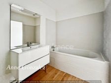 ORLEANS Centre fbg Bannier, à vendre superbe appartement T4 avec terrasse de 36m2 exposée sud-ouest, 4 places de parking 