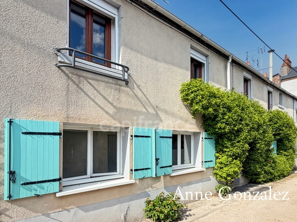 ORLEANS Centre, rue du faubourg Bannier à vendre  appartement T5 de 96m2 avec garage, au calme dans petite copropriété