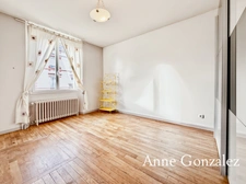 ORLEANS CENTRE, Bel appartement plain pied de plus de 85 m2 avec jardin privatif, terrasse et garage dans petite coproriété très bien entretenue