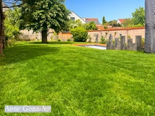 For sale in the Dauphine district, superb five-bedroom Bourgeois house, enclosed and wooded garden of 760m2 with recent swimming pool