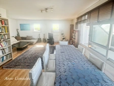 OLIVET Centre, for sale on the third and top floor with elevator of a secure and quiet residence, large bright apartment with 4 bedrooms, terrace, two parking spaces and a cellar