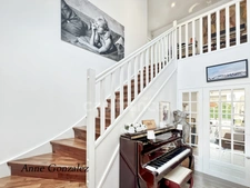 Saint Jean le Blanc, à 5 minutes d'Orleans dans un secteur privilégié et recherché à vendre grande maison familiale de 250 m2, 7 chambres, garage double, jardin clos avec piscine chauffée et abri 