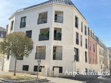 Orleans Centre, Dunois-Chateaudun district, superb 2-bedroom apartment (built in 2026) with terrace and secure parking space in a small, upscale residence