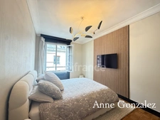 ORLEANS Coeur de ville entre la place du Martroi et la gare dans une rue calme et prisée, à vendre superbe appartement T4 avec cave privative,  grenier et jardin collectifs