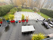 SAINT-DENIS-EN-VAL, ten minutes from Orléans, for sale: superb contemporary house with a 1000m² garden offering complete privacy, a heated swimming pool, and an attached garage.