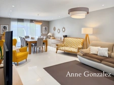 ORLEANS-SOUTH, for sale: beautiful family home built on a lovely enclosed and landscaped garden of 1130 m2 with swimming pool, outdoor dining area, garage and parking spaces