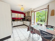 SAINT JEAN DE BRAYE, à vendre belle maison familiale de170 m2 avec jardin paysager clos dans un environnent calme et privilégié proche des toutes les commodités